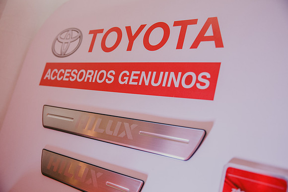 Nueva_Hilux (014)