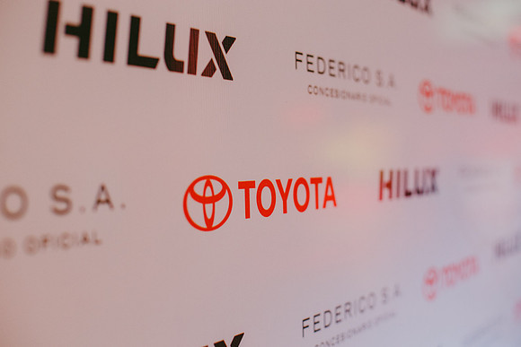 Nueva_Hilux (008)